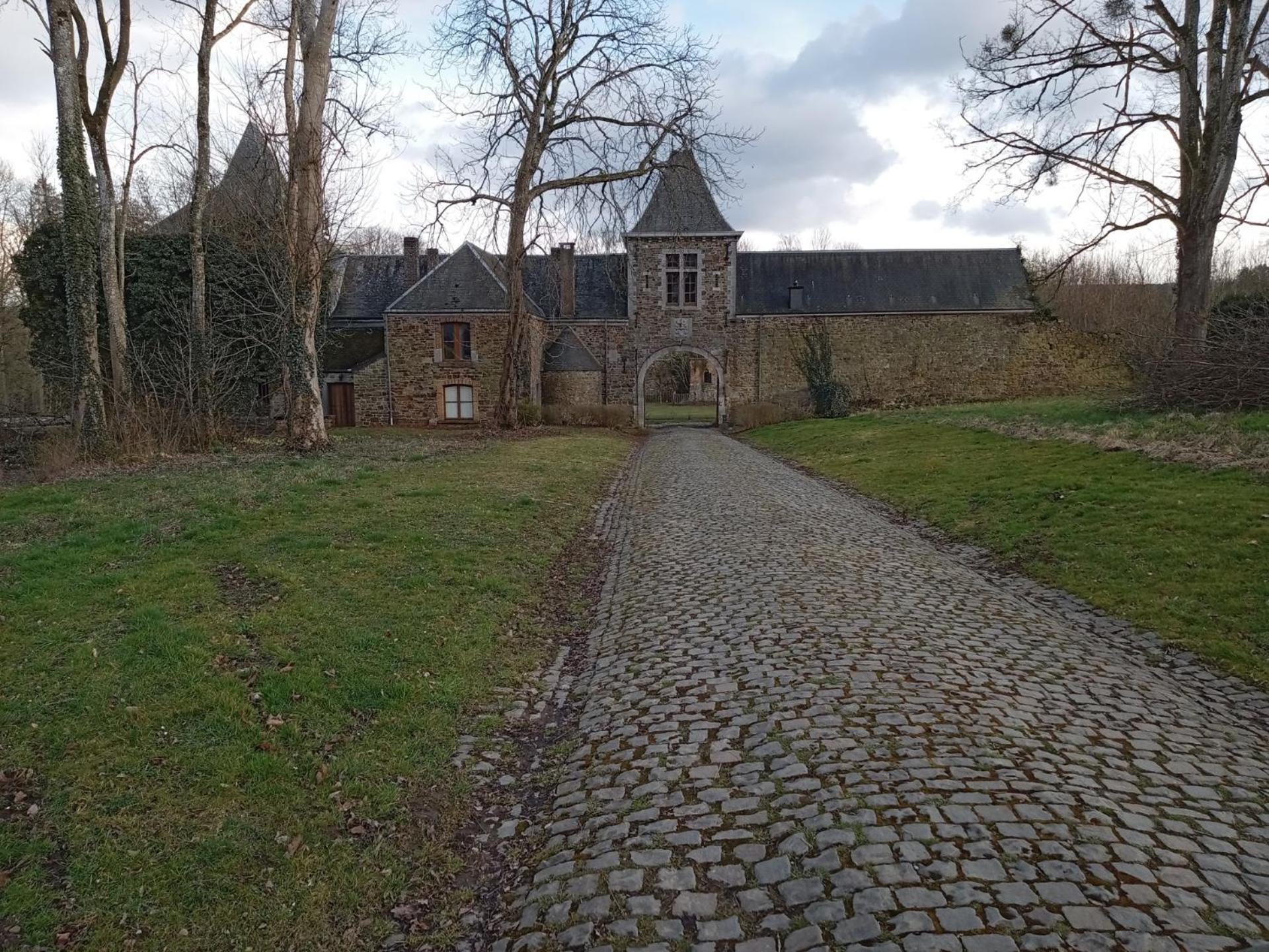 Bed and Breakfast Le Vieux Noyer Nassogne Exteriér fotografie